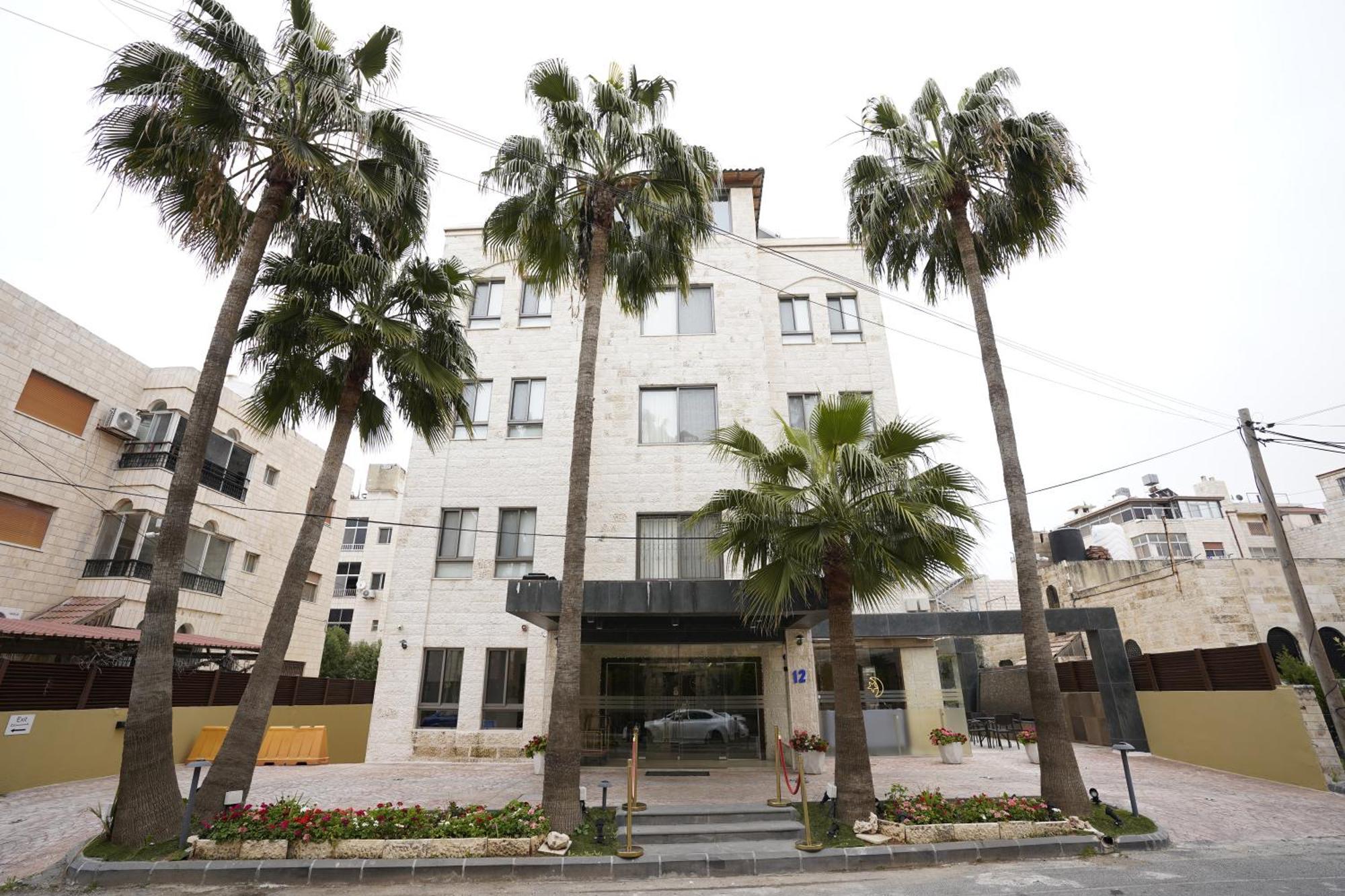 Naylover Hotel Suites アンマン エクステリア 写真