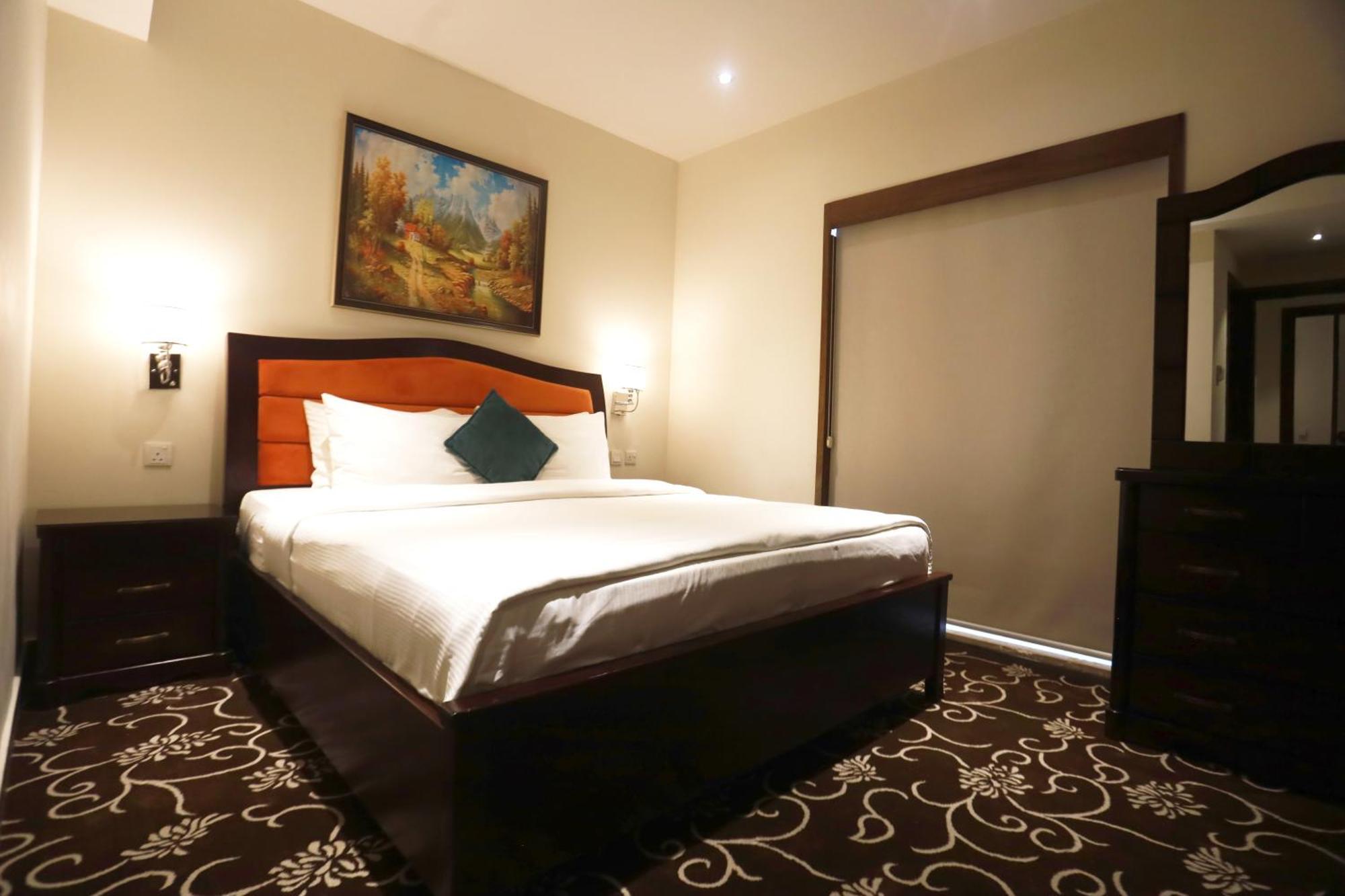 Naylover Hotel Suites アンマン エクステリア 写真