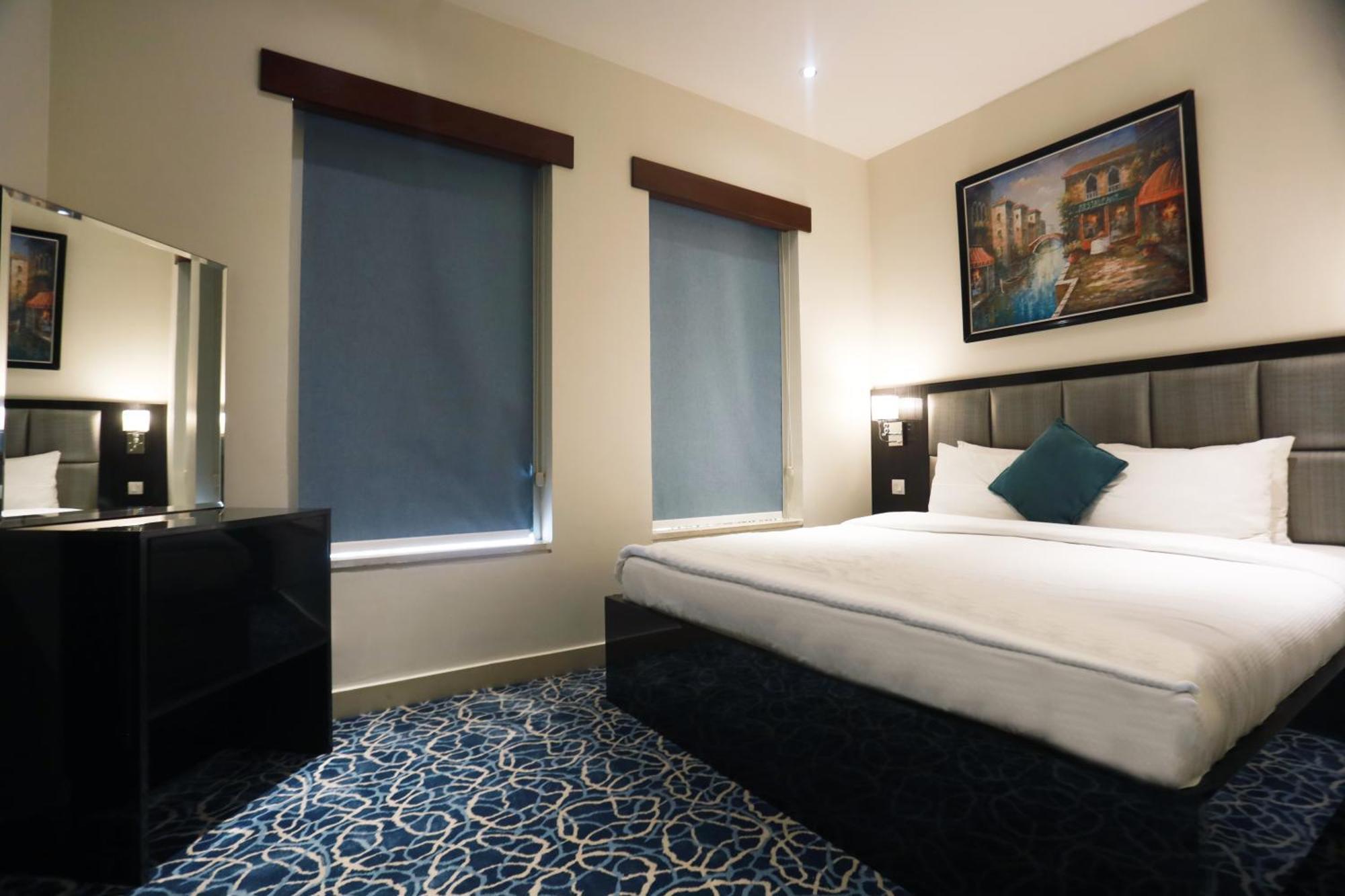 Naylover Hotel Suites アンマン エクステリア 写真