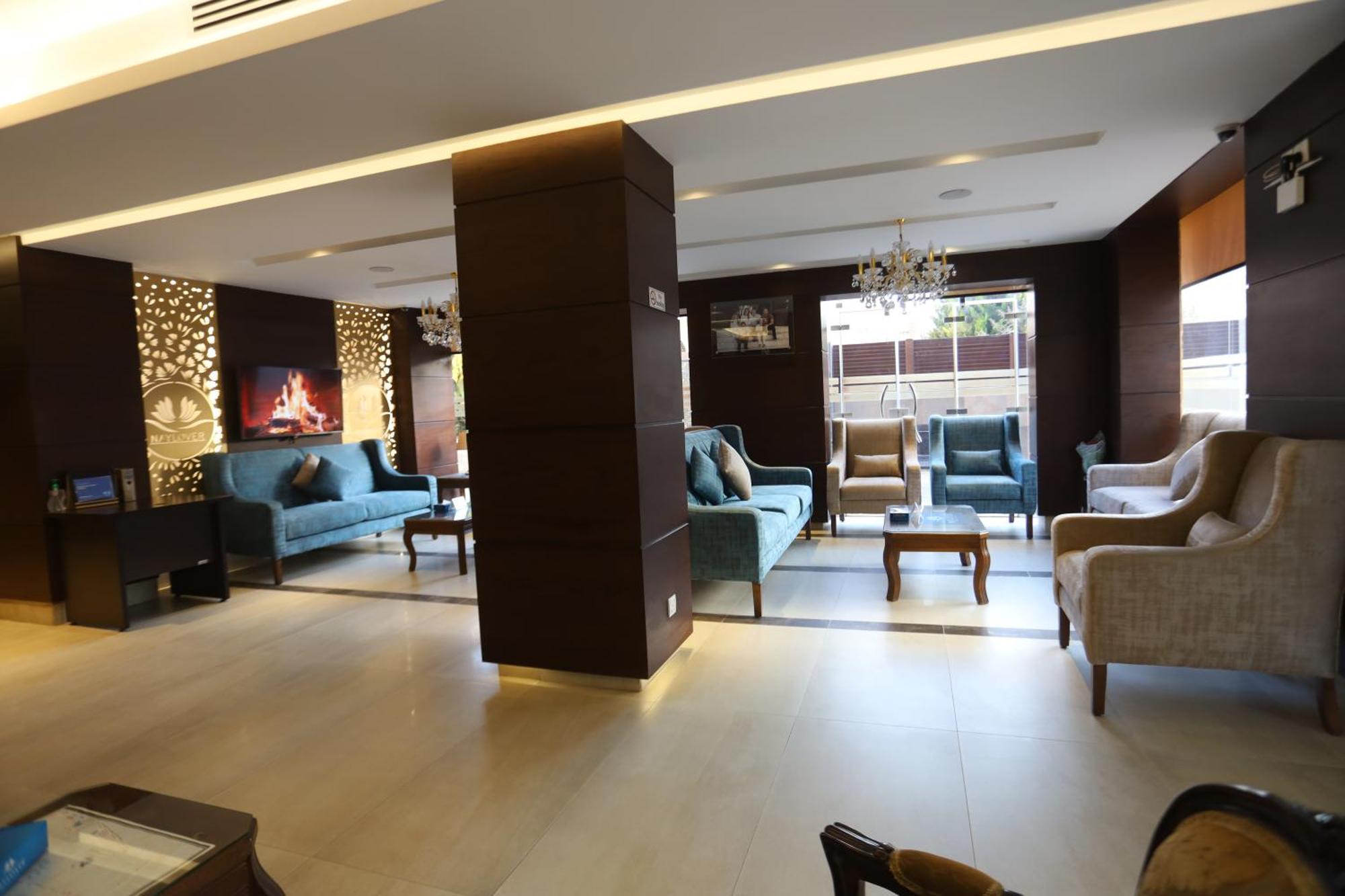 Naylover Hotel Suites アンマン エクステリア 写真